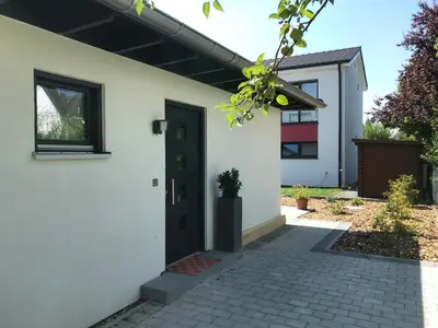 Das Gebäude in dem sich die Ferienwohnung befindet