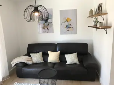 Ein Sitzbereich in der Unterkunft Schöne 1,5 Zimmer Wohnung mit Aussenterrasse, Nice small 1,5 room flat with an outside terrace