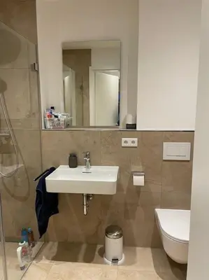 Ein Badezimmer in der Unterkunft Wunderschönes 4 Zimmer Apartment mit Seeblick