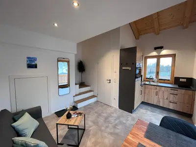 Ein Sitzbereich in der Unterkunft Ferienwohnung Osterbach