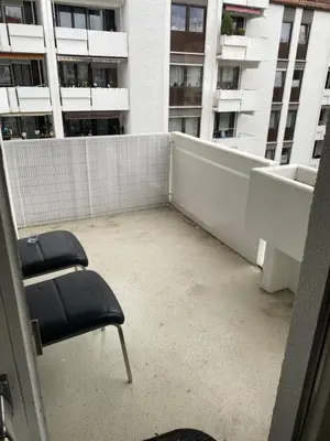 Ein Balkon oder eine Terrasse in der Unterkunft 3 Zimmerwohnung nähe Autobahn A8