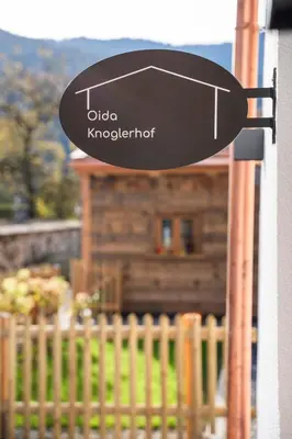 Ein Zertifikat, Auszeichnung, Logo oder anderes Dokument, das in der Unterkunft Oida Knoglerhof ausgestellt ist
