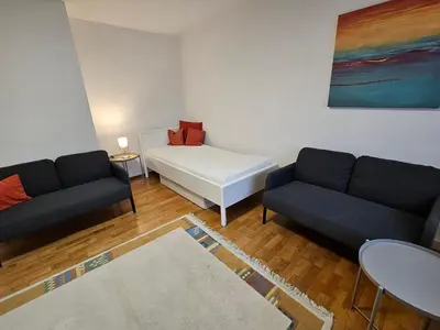 Ein Sitzbereich in der Unterkunft Bei München Ferienwohnung in Grafrath Amperschlucht