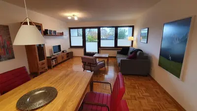 Ein Sitzbereich in der Unterkunft Lechbruck am See Zentral nahe Bootshafen Apartment Wellmann