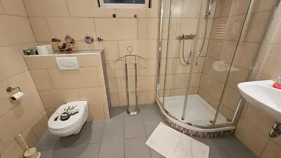 Ein Badezimmer in der Unterkunft Bei München Ferienwohnung in Grafrath 