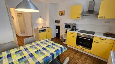 Küche/Küchenzeile in der Unterkunft Bei München Ferienwohnung in Grafrath 