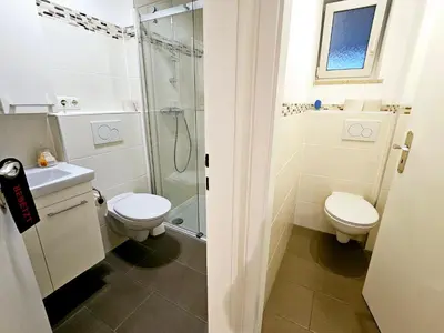 Ein Badezimmer in der Unterkunft Bei München Ferienwohnung in Grafrath 