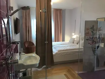 Ein Bett oder Betten in einem Zimmer der Unterkunft Lèvres Hotel