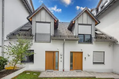 Das Gebäude in dem sich die Ferienwohnung befindet