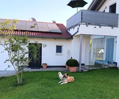 Ein Garten an der Unterkunft Ferienwohnung IDA