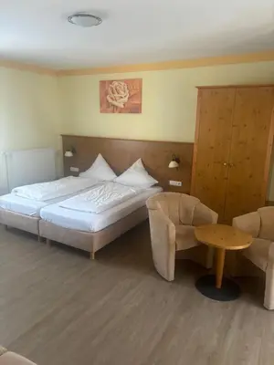 Ein Bett oder Betten in einem Zimmer der Unterkunft Marienhof