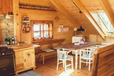 Küche/Küchenzeile in der Unterkunft Lichtdurchflutete Panorama-Ferienwohnung in Murnau am Staffelsee