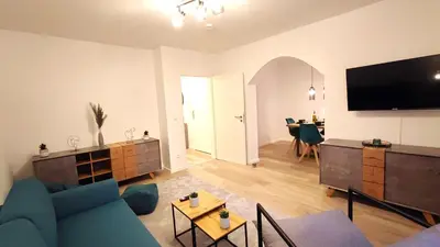 TV/Unterhaltungsangebot in der Unterkunft Homely Stay - Urban Oasis Apartments