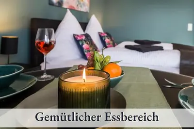 Ein Bett oder Betten in einem Zimmer der Unterkunft Relax Apartment 1302 Tolle Aussicht Massagesessel Smart TV