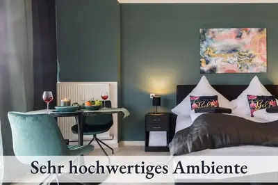 Ein Bett oder Betten in einem Zimmer der Unterkunft Relax Apartment 1302 Tolle Aussicht Massagesessel Smart TV