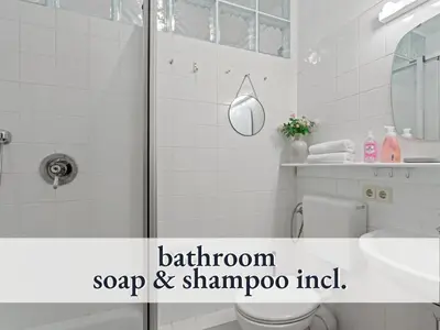 Ein Badezimmer in der Unterkunft Hallo!-Apartments - Ideal für Geschäftsreisende, Monteure und Feriengäste