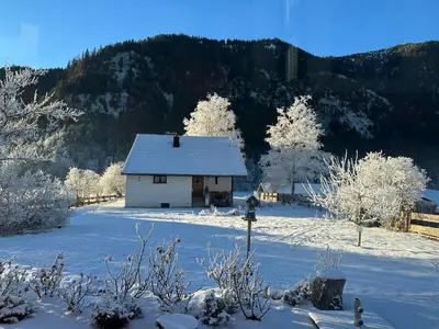Am Ampferang:Ferienhaus in Ettal im Winter
