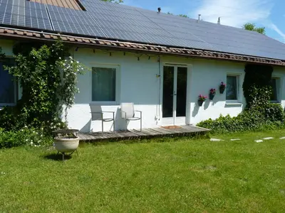 Ein Garten an der Unterkunft Apartment am Innradweg