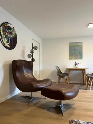 Ein Sitzbereich in der Unterkunft ammersee apARTment Dießen