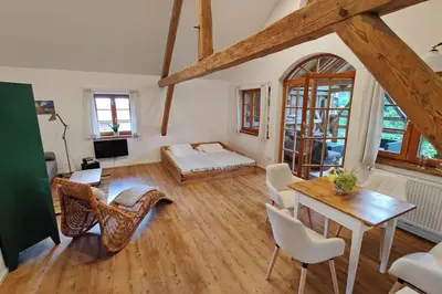 Ein Sitzbereich in der Unterkunft Kultur-Stadl Ferienwohnung