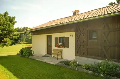 Ein Garten an der Unterkunft Ferienhaus Axmann