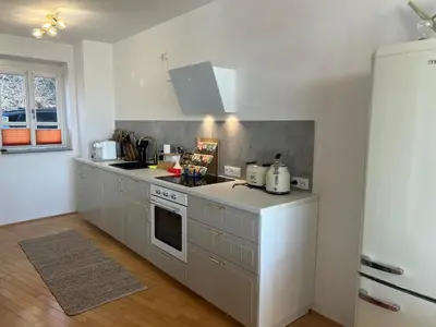Küche/Küchenzeile in der Unterkunft LIBORIA I Villa mit Seeblick 10min vom See