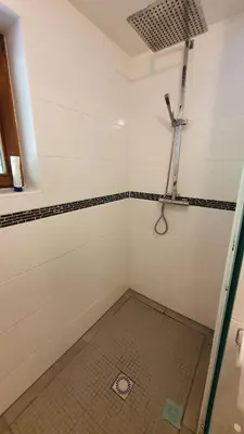 Ein Badezimmer in der Unterkunft Ferienwohnung Ampergarten