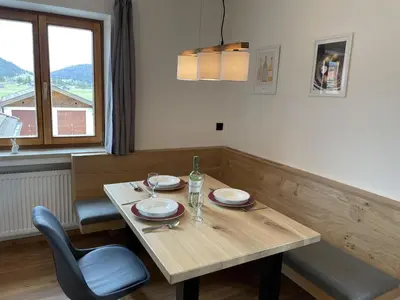 Ein allgemeiner Bergblick oder ein Berglick von der Ferienwohnung aus