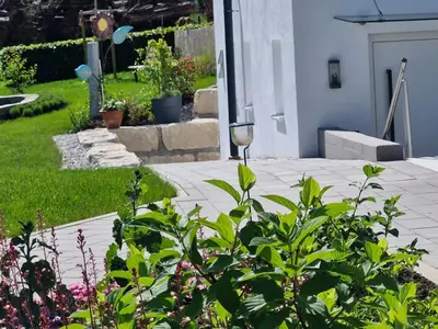 Ein Garten an der Unterkunft Ferienwohnung Niederbuchner