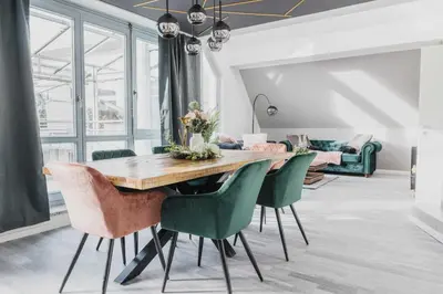 Ein Sitzbereich in der Unterkunft Luxury 4 Bedroom Apartment/Therme Erding/Parking