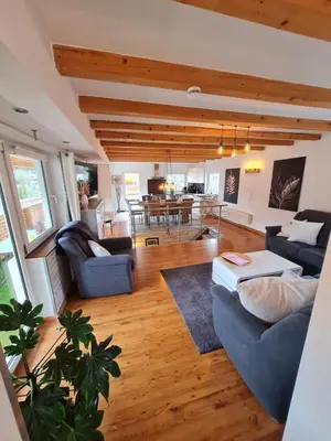 Ein Sitzbereich in der Unterkunft Ferienwohnung Ambiente