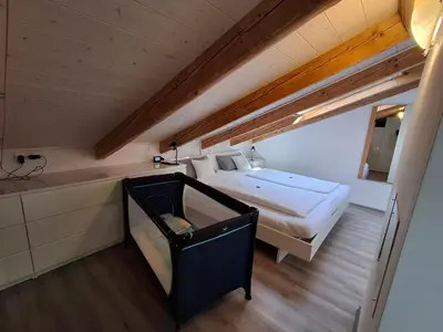 Ein Bett oder Betten in einem Zimmer der Unterkunft Ferienwohnung an der Singold