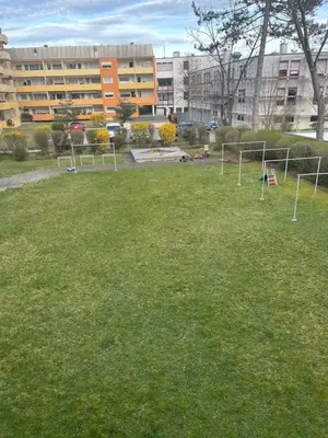 Ein Garten an der Unterkunft Best Apartment Augsburg