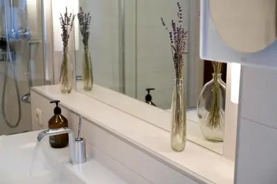 Ein Badezimmer in der Unterkunft NEU - 4 Zimmer, 4 Betten, 5 Min zum HBF, Terrasse, 160qm