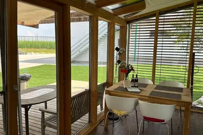 Ein Garten an der Unterkunft Hopfenwohnung 1