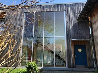 Das Gebäude in dem sich die Ferienwohnung befindet
