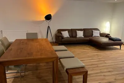 Ein Sitzbereich in der Unterkunft Hopfenwohnung 2
