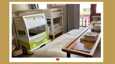 Küche/Küchenzeile in der Unterkunft Berghupferl-Alm mit Wellnessoase im Garten