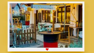 Ein Restaurant oder anderes Speiselokal in der Unterkunft Berghupferl-Alm mit Wellnessoase im Garten