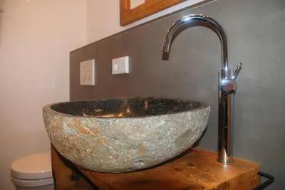 Ein Badezimmer in der Unterkunft Steingaden-Urspring Ferienwohnung Bergzeit im Fuchsbau