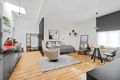 Ein Sitzbereich in der Unterkunft Stylish Tiny City House
