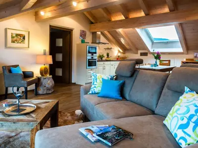 Ein Sitzbereich in der Unterkunft Apartment in Garmisch-Partenkirchen