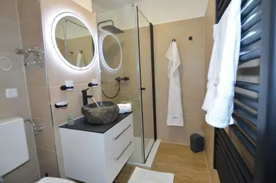 Ein Badezimmer in der Unterkunft Alpenperle