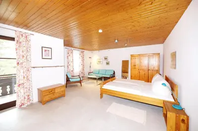 Ein Bett oder Betten in einem Zimmer der Unterkunft Hirblinger-Sunrise