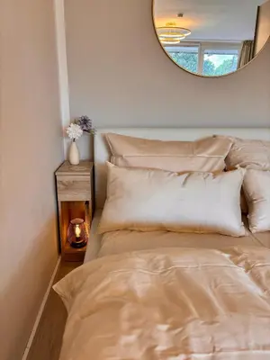 Ein Bett oder Betten in einem Zimmer der Unterkunft Stylish studio apartment with beautiful terrace near Audi