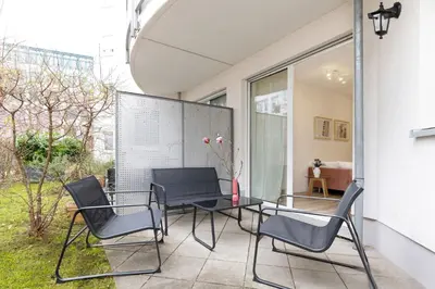 Ein Patio oder anderer Außenbereich in der Unterkunft Wohnung im Herzen Münchens