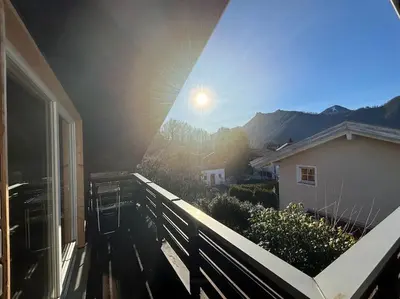 Ein allgemeiner Bergblick oder ein Berglick von der Ferienwohnung aus
