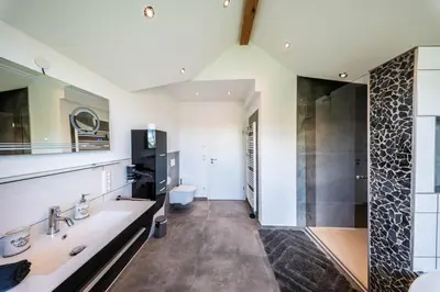 Ein Badezimmer in der Unterkunft Ammersee Design Penthouse