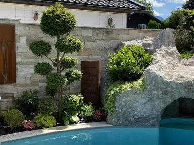 Der Swimmingpool an oder in der Nähe von AlpenAppartement Traumzeit