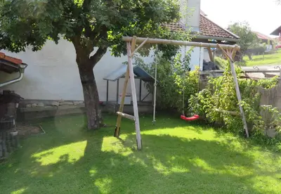 Ein Garten an der Unterkunft Haus Benedikt - Königscard-Gastgeber